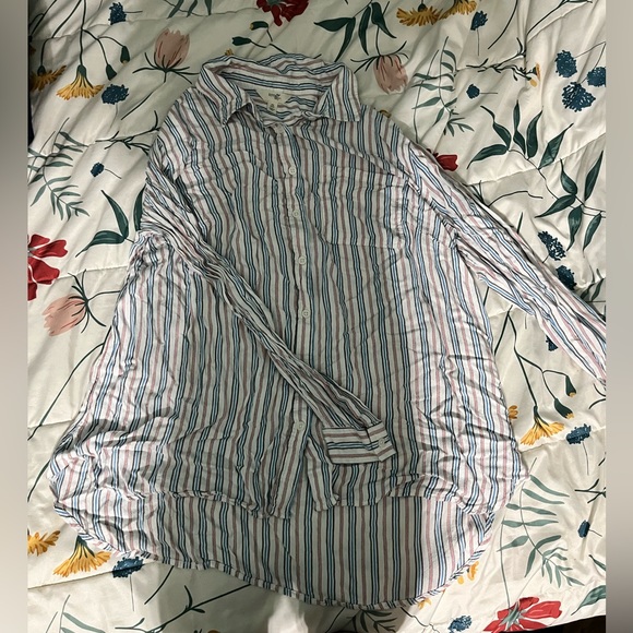 Red,white, and blue button up - Picture 1 of 1